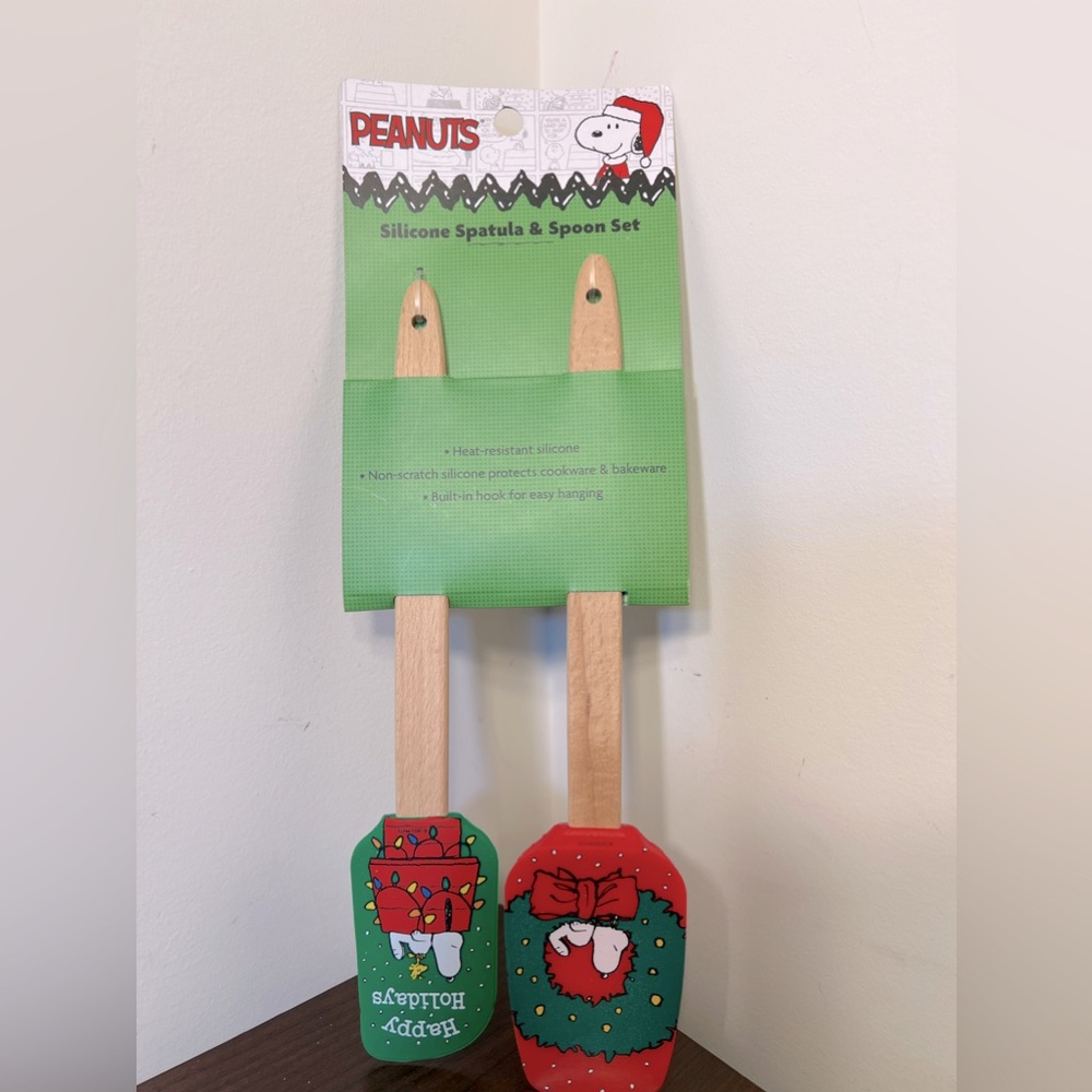 Peanuts Snoopy & Woodstock “Happy Holidays” XMAS Silicone Spatula 2 Piece Set.